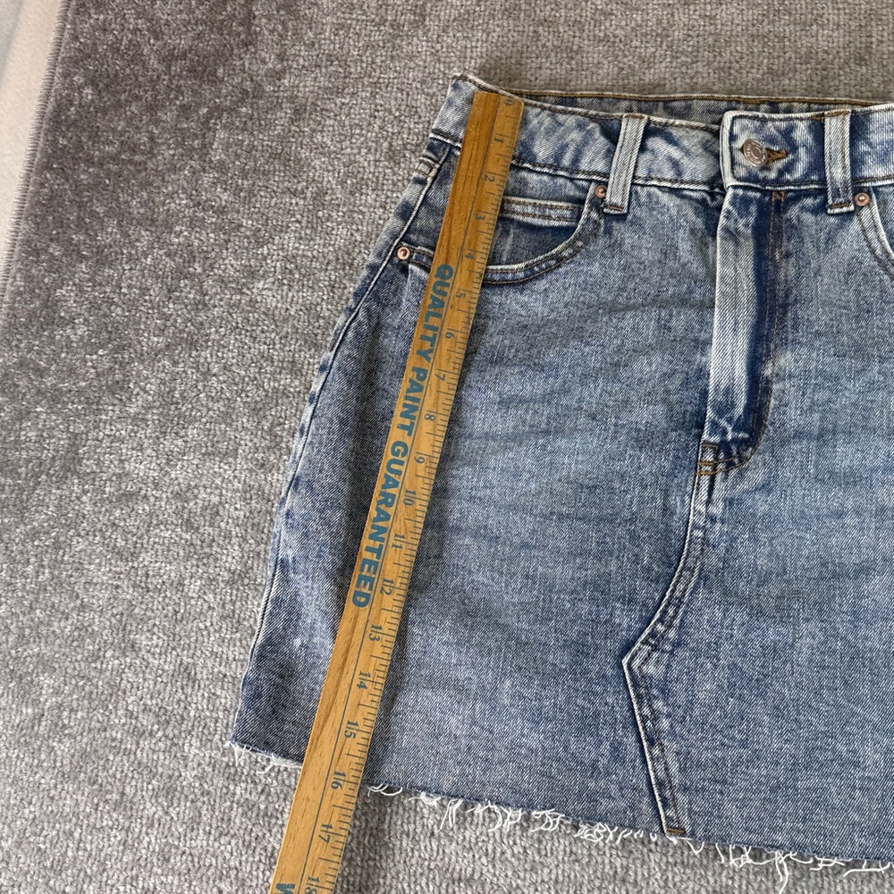 Wild Fable Blue Jean Denim Mini Skirt Distressed Womens 8 - Picture 2 of 6